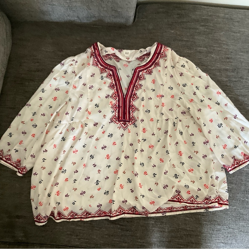 GAP Embroidered Peasant Top (XXL)